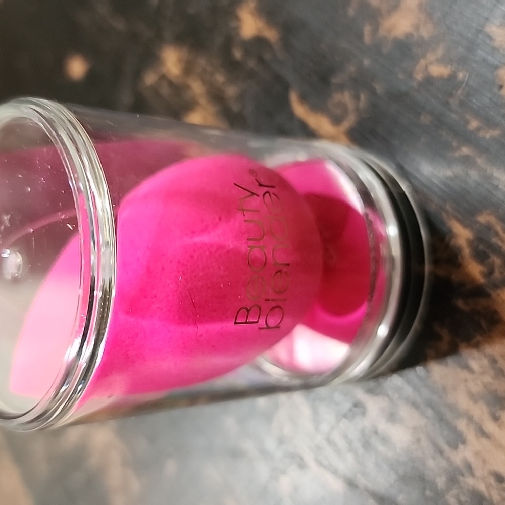 Original Beautyblender Pro Pink Sponge Makeup Applicator Beauty Blender New